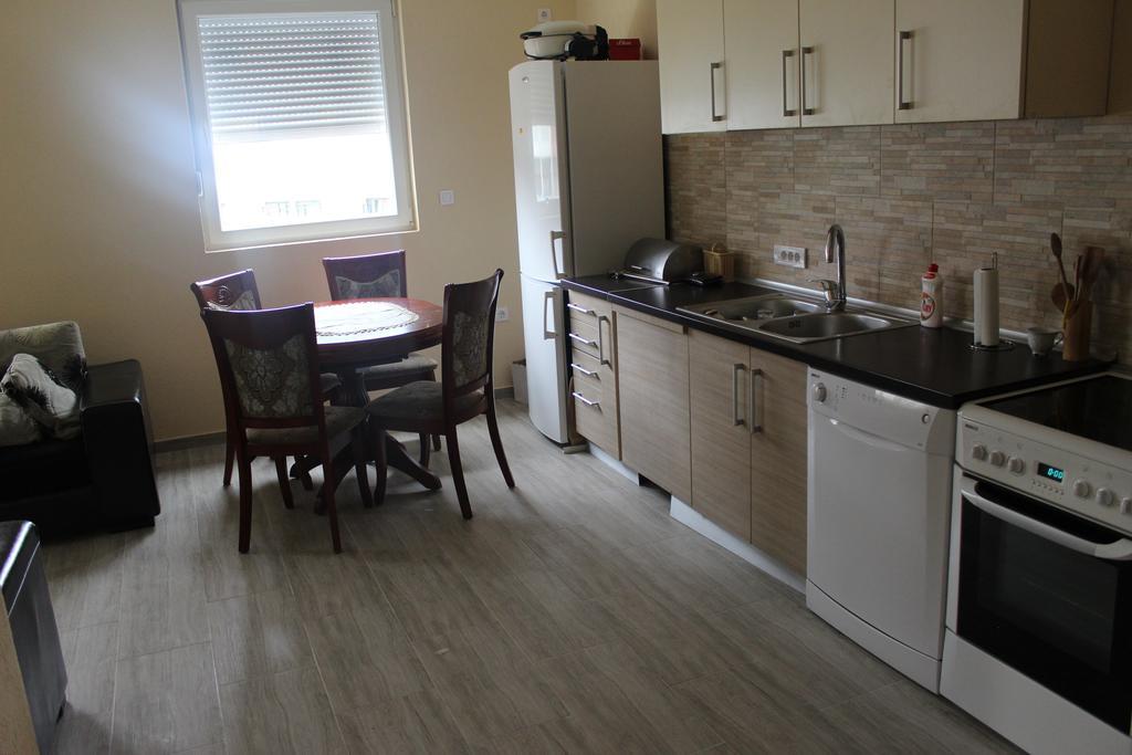 Guesthouse Eko Piva 普卢日内 外观 照片