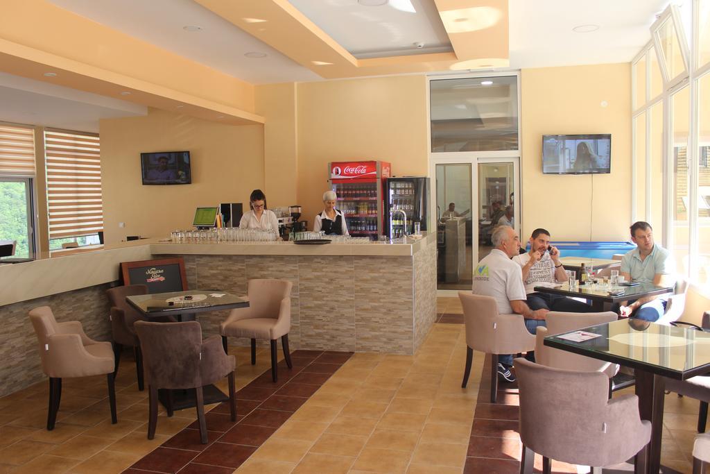 Guesthouse Eko Piva 普卢日内 外观 照片