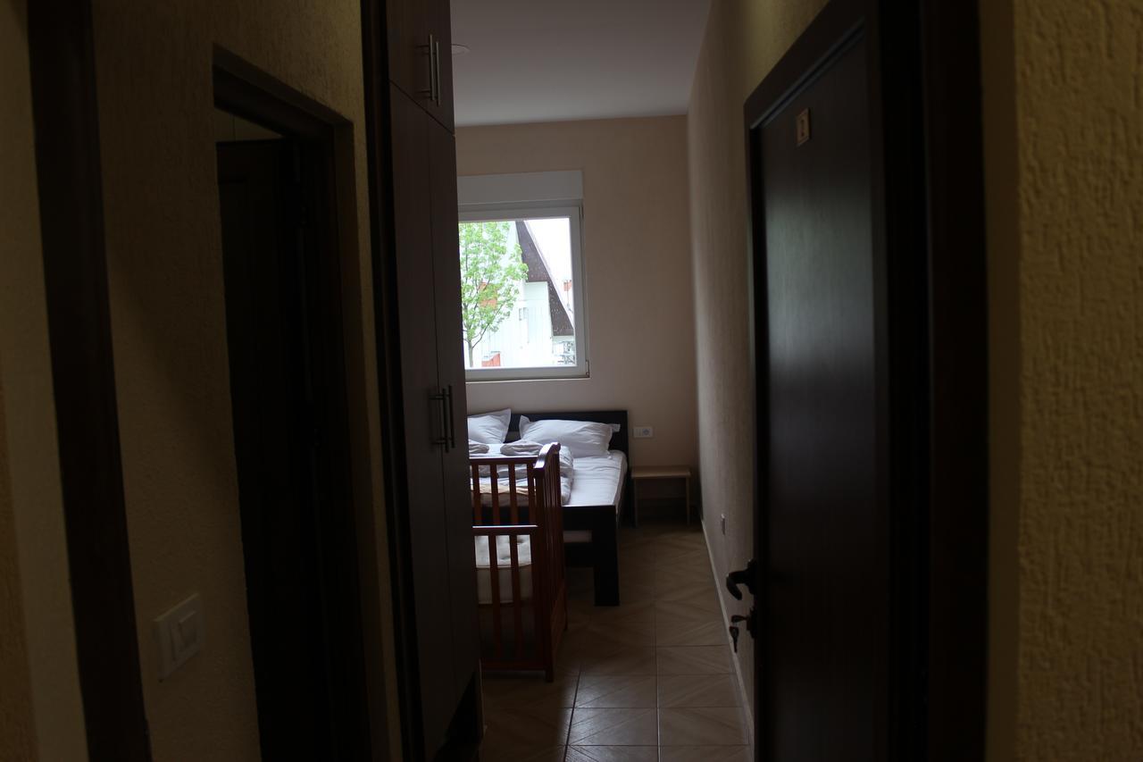 Guesthouse Eko Piva 普卢日内 外观 照片