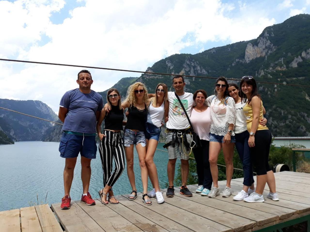 Guesthouse Eko Piva 普卢日内 外观 照片